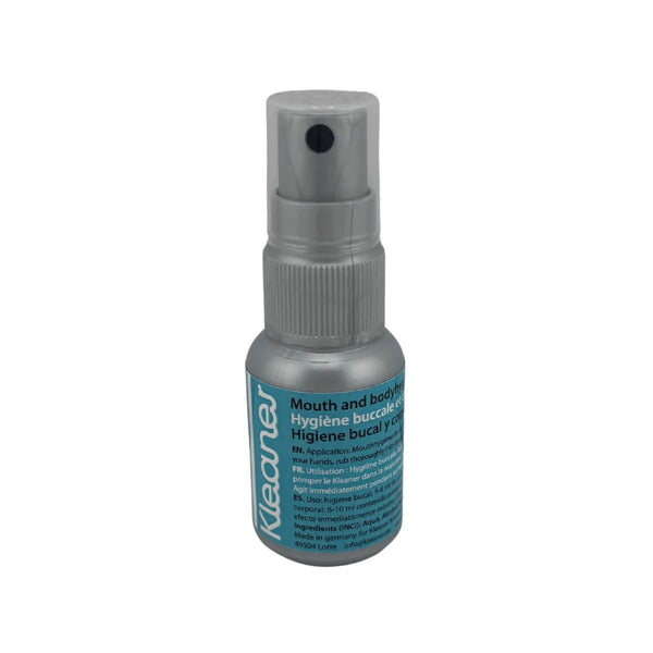Spray Kleaner 10 ml vu de face, nettoyant pour hygiène buccale et corporelle avec étiquette bleue, idéal pour accessoires CBD à Metz